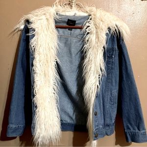 Contemporary fur lined Jean jacket xs